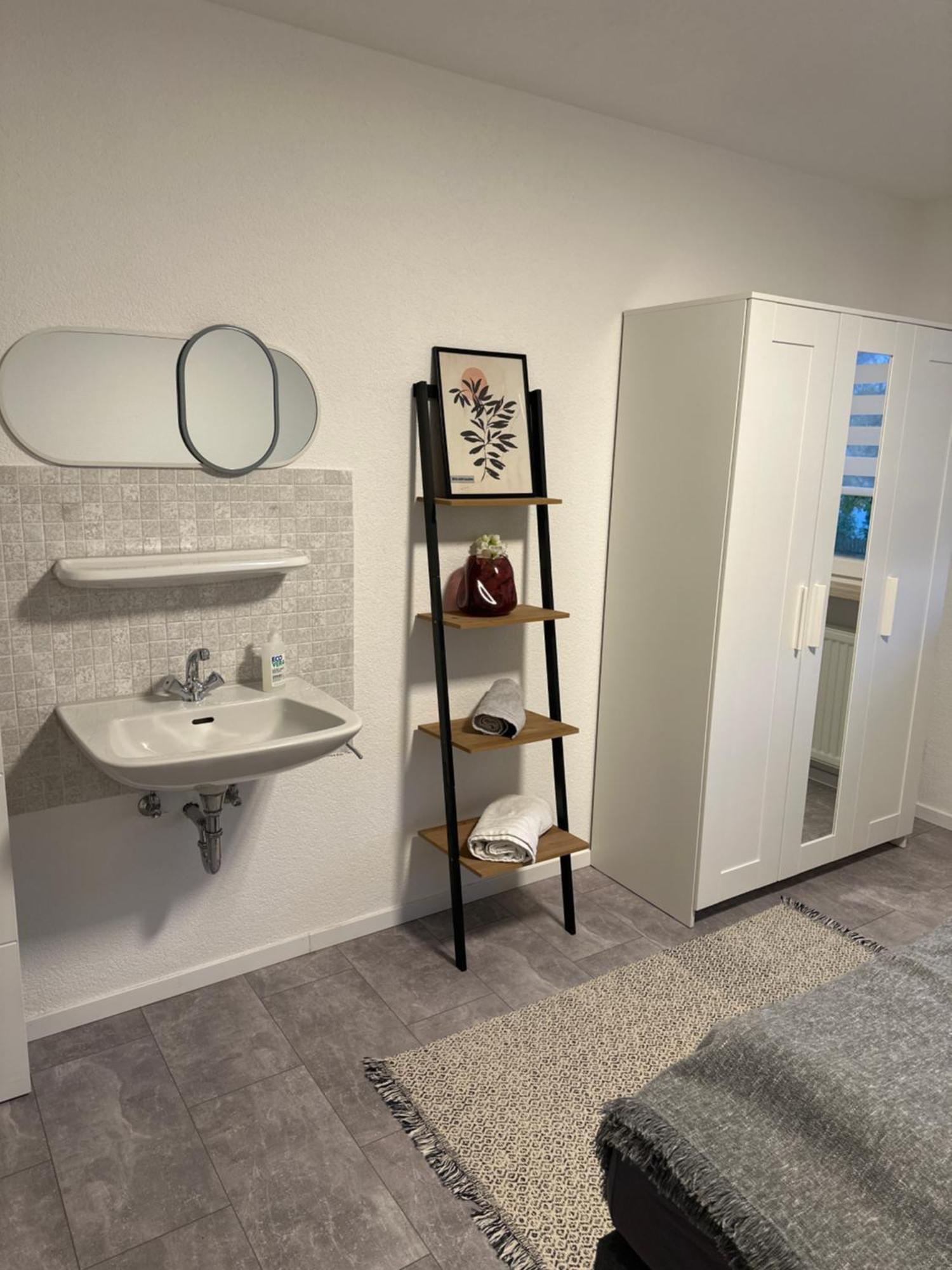 Weinstadt Monteurwohnnung Ferienwohnung Εξωτερικό φωτογραφία